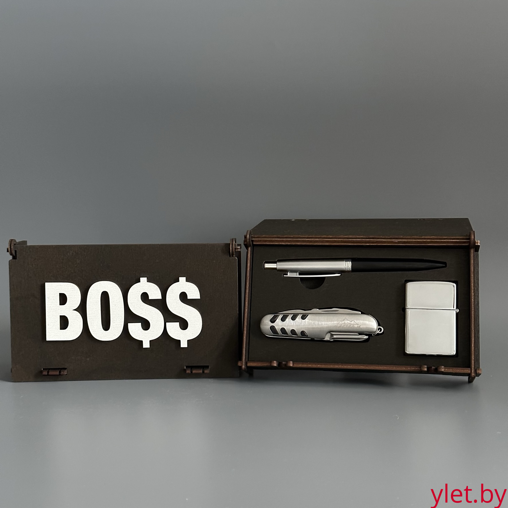 Подарочный набор " BO$$ " (Ручка, бензиновая зажигалка, мультитул)