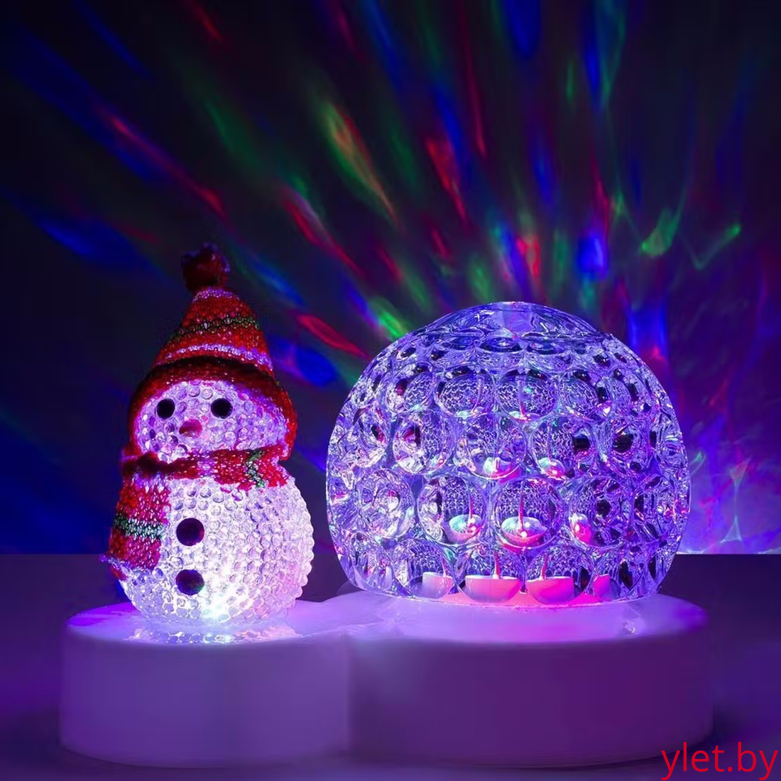 Светильник проектор вращающийся шар и снеговик