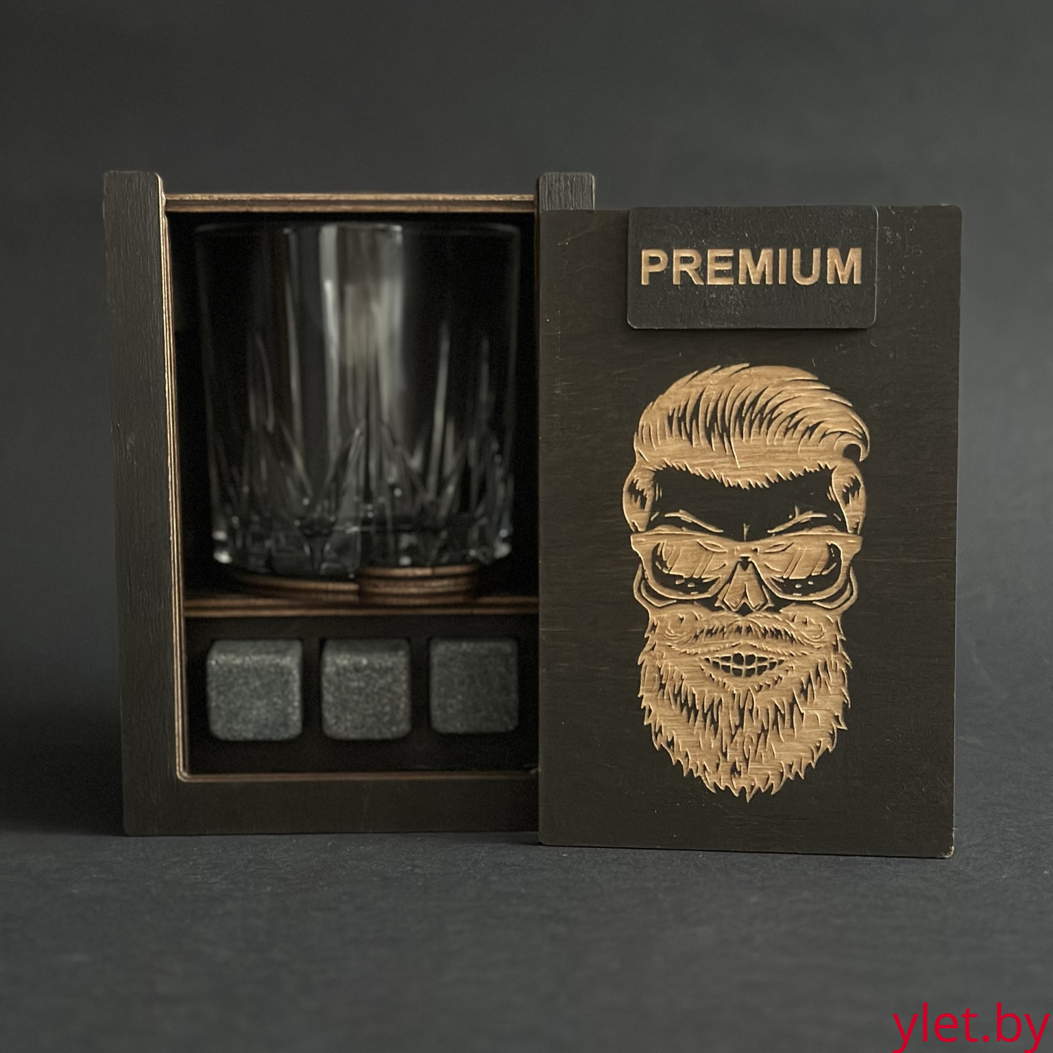 Набор для виски Premium «Мужик» (cтакан + 3 камня) Набор для виски Premium «Мужик» (cтакан + 3 камня)