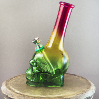 Бонг стеклянный 22 см Череп