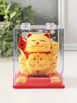 Маятник антистресс «Кот жёлтый Манэки-нэко с котятами и золотом», 8×8×8.2 см