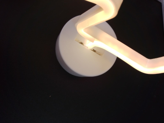 Светильник неоновый Голова единорога окантовка С ДЕФЕКТОМ