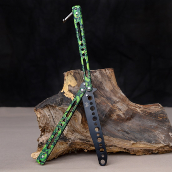 Нож бабочка тренировочный Зеленые черепа