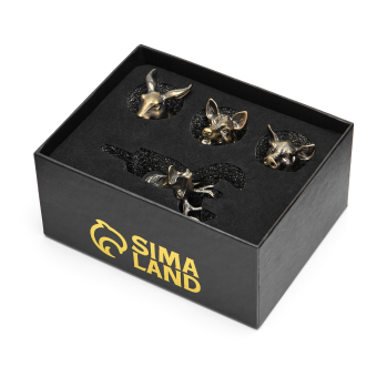 Подарочный набор 4 в 1 "Охотнику": 3 рюмки по 30 мл, дозатор