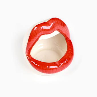 Пепельница для дома "Губы", для сигарет и стиков, 12 х 10 см
