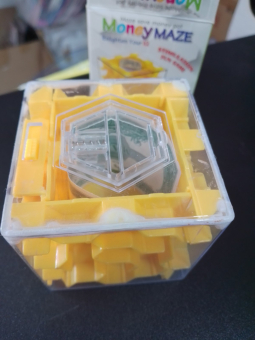 Копилка лабиринт желтая малая С ДЕФЕКТОМ