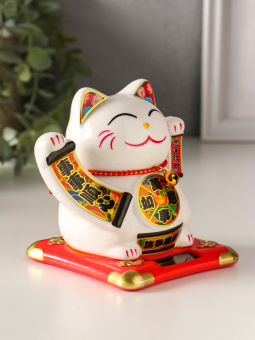 Маятник от солнечной батареи «Манэки-нэко счастливый барабан», керамика, 10×11×10.8 см