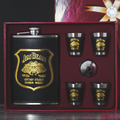 Набор с фляжкой и стопками Jim Beam Набор с фляжкой и стопками Jim Beam