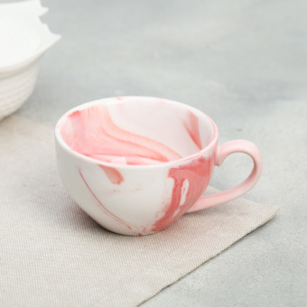 Подарочный набор керамический «Мечтай»: кружка 120 мл, блюдце, цвет розовый