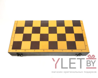 Шахматы. Набор: шахматные фигуры, нарды.