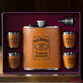 Набор с фляжкой и стопками Макси Jack Daniels Набор с фляжкой и стопками Макси Jack Daniels
