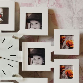 Часы настенные Collage на 12 фото (белые)