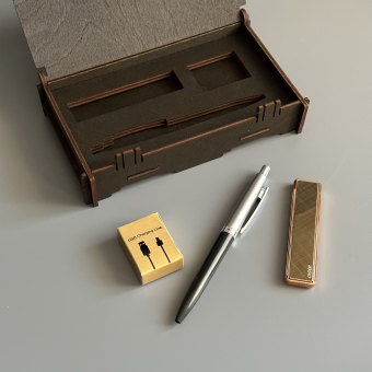 Подарочный набор "Самому сильному и надежному" горы (Ручка, USB зажигалка Ciger, зарядный кабель)