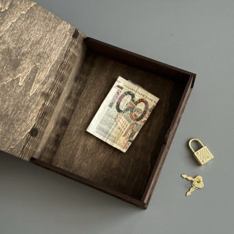 Копилка деревянная книга "Мирский замок" темная