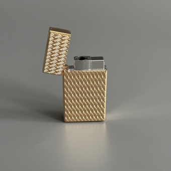 Зажигалка газовая турбо Medium золото