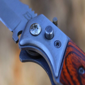 Нож складной под дерево